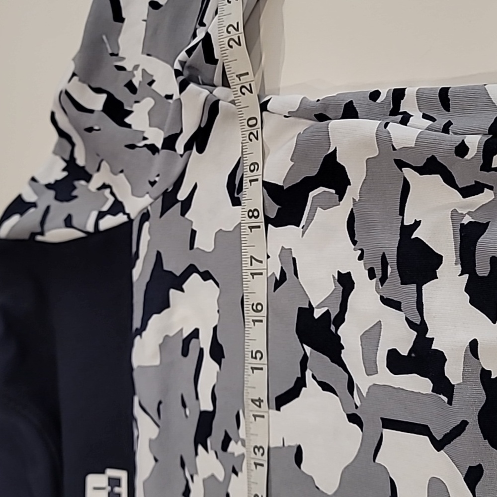 Puma Mens Pullover Hoodie Dark Navy Gray White Small Camouflage Graphic - Picture 6 of 10